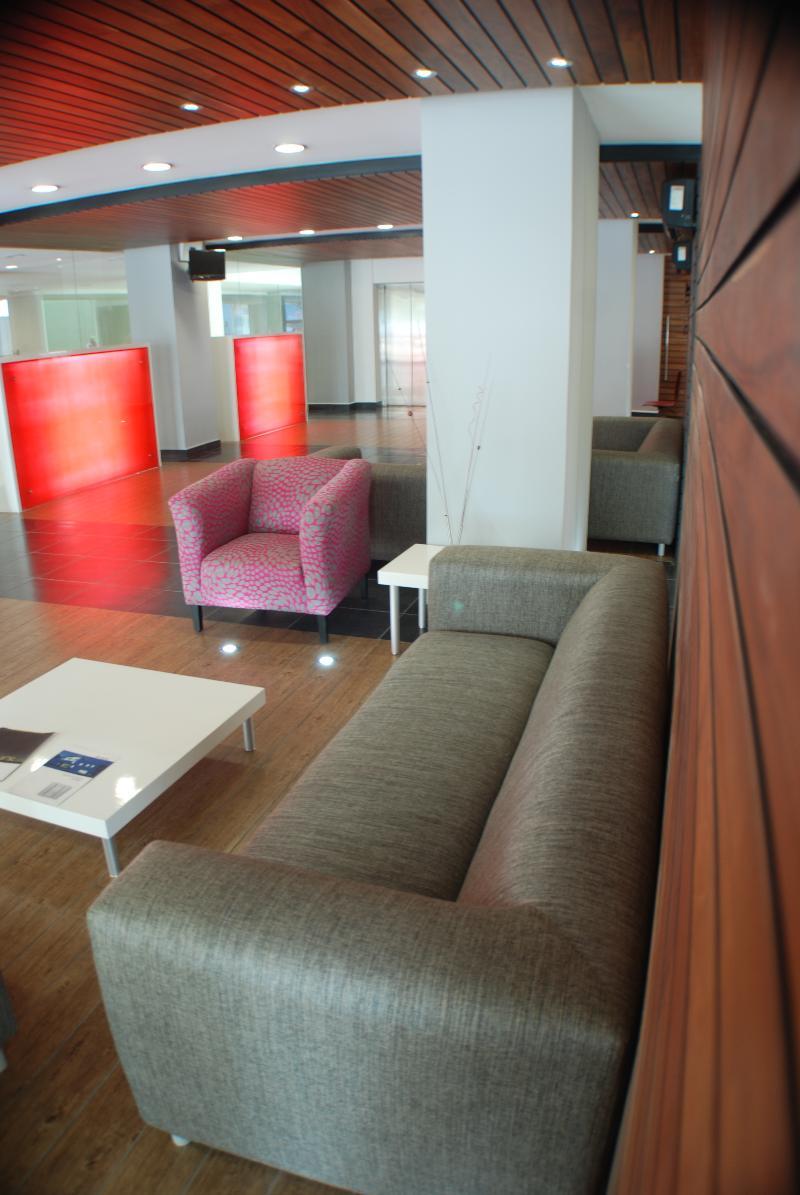 Ramada by Wyndham Acapulco Hotel&Suites Exterior foto